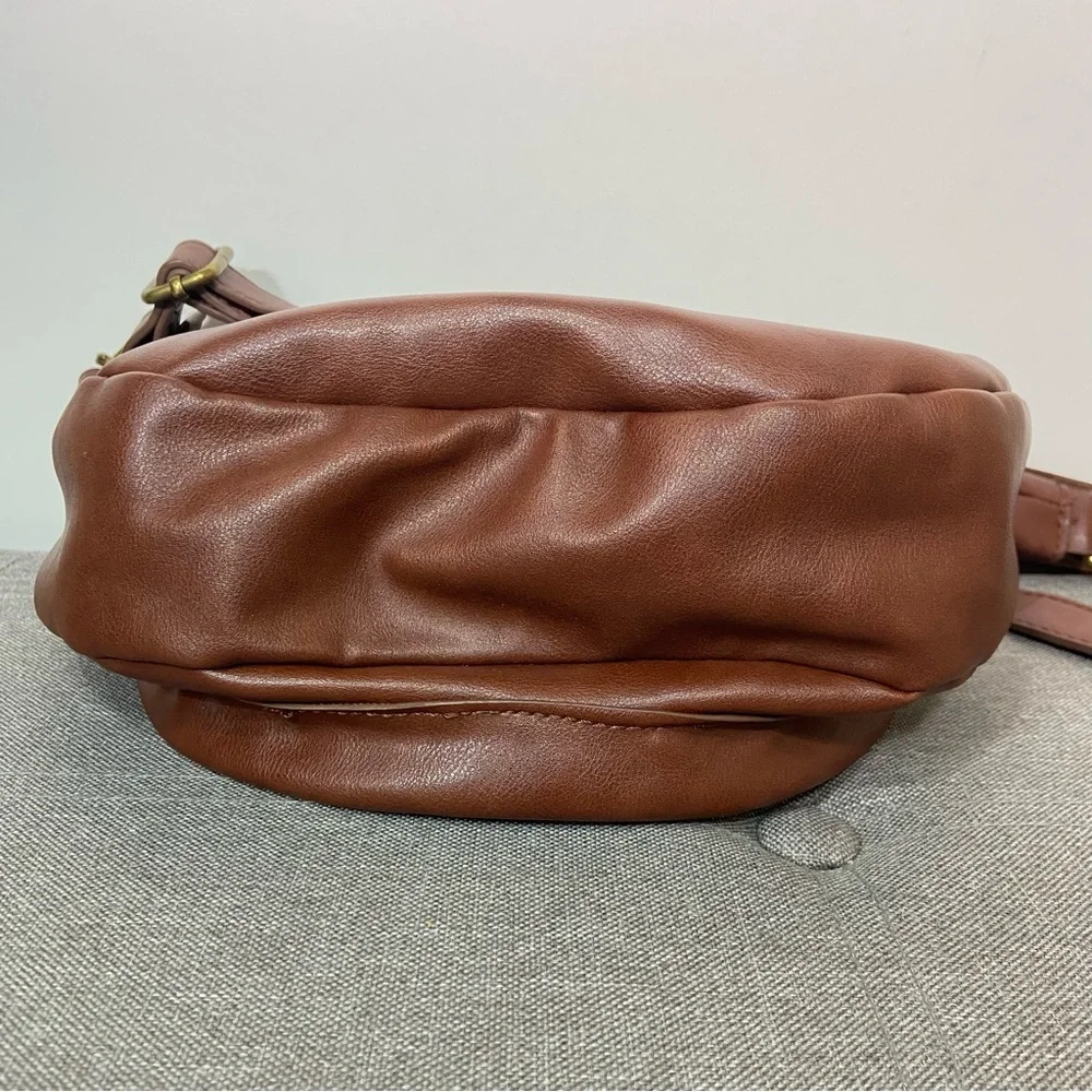 FRYE AND CO. Faux Leather Crossbody Shoulder Bag - Picture 16 of 16